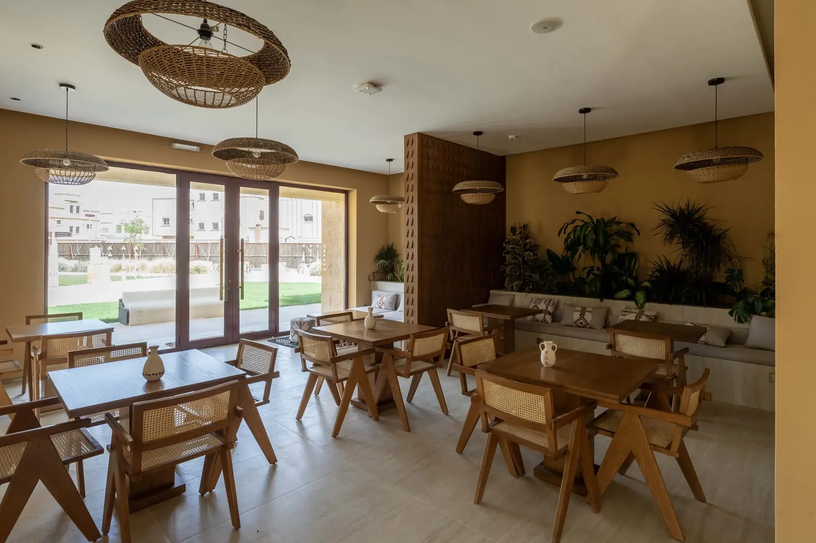المقهى – حي الدرعية – Café, Diriyah | تصميم أمل الفقيه · Amal Alfageeh
