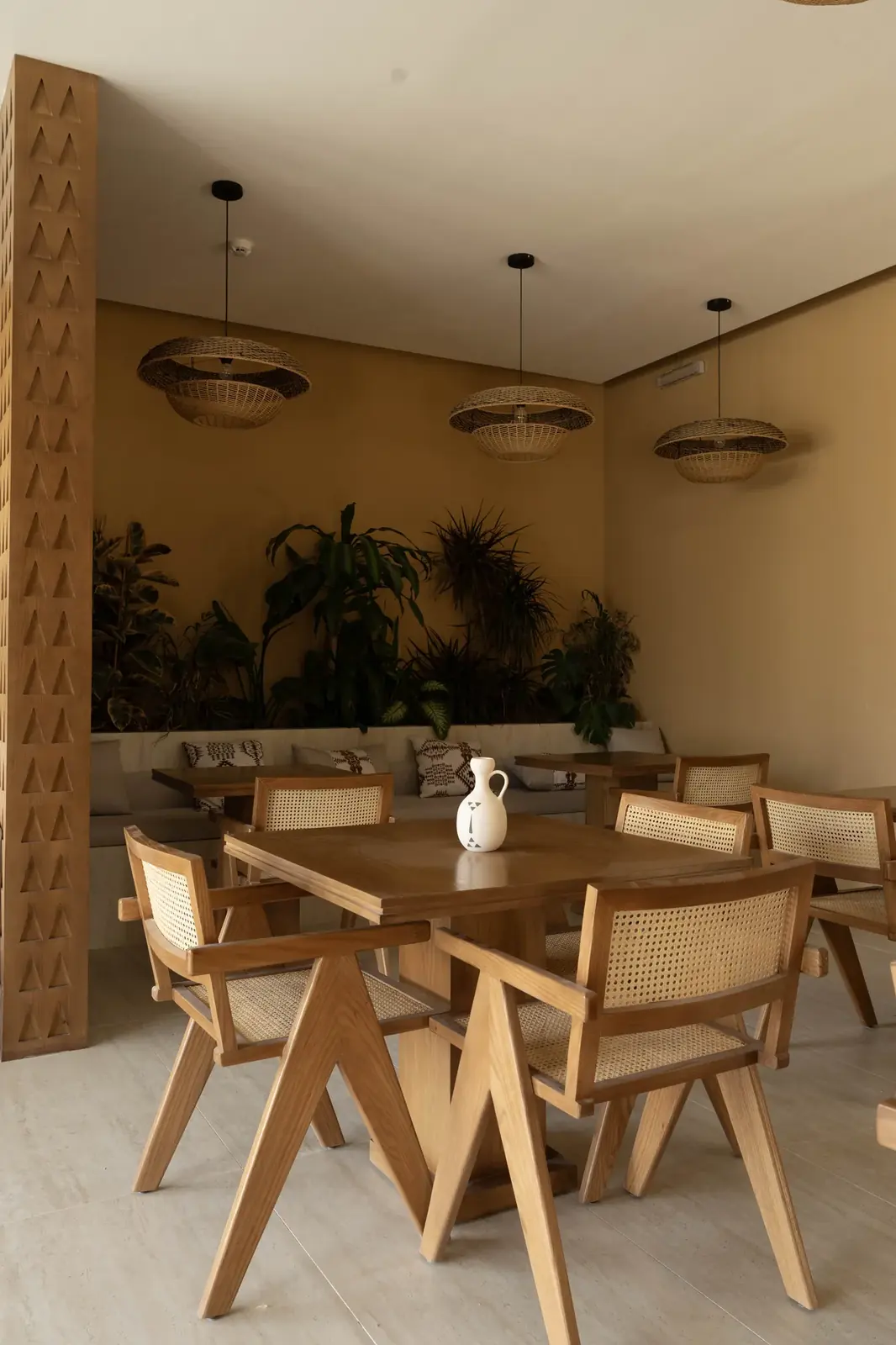 المقهى – حي الدرعية – Café, Diriyah | تصميم أمل الفقيه · Amal Alfageeh